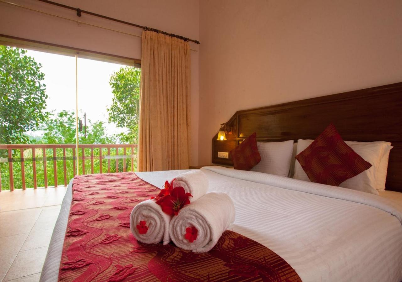 Oxygen Resorts Thekkady Exterior foto